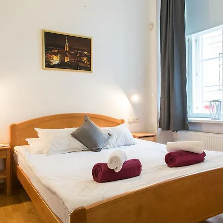Parkers Boutique - Old Town Square * Tallinn